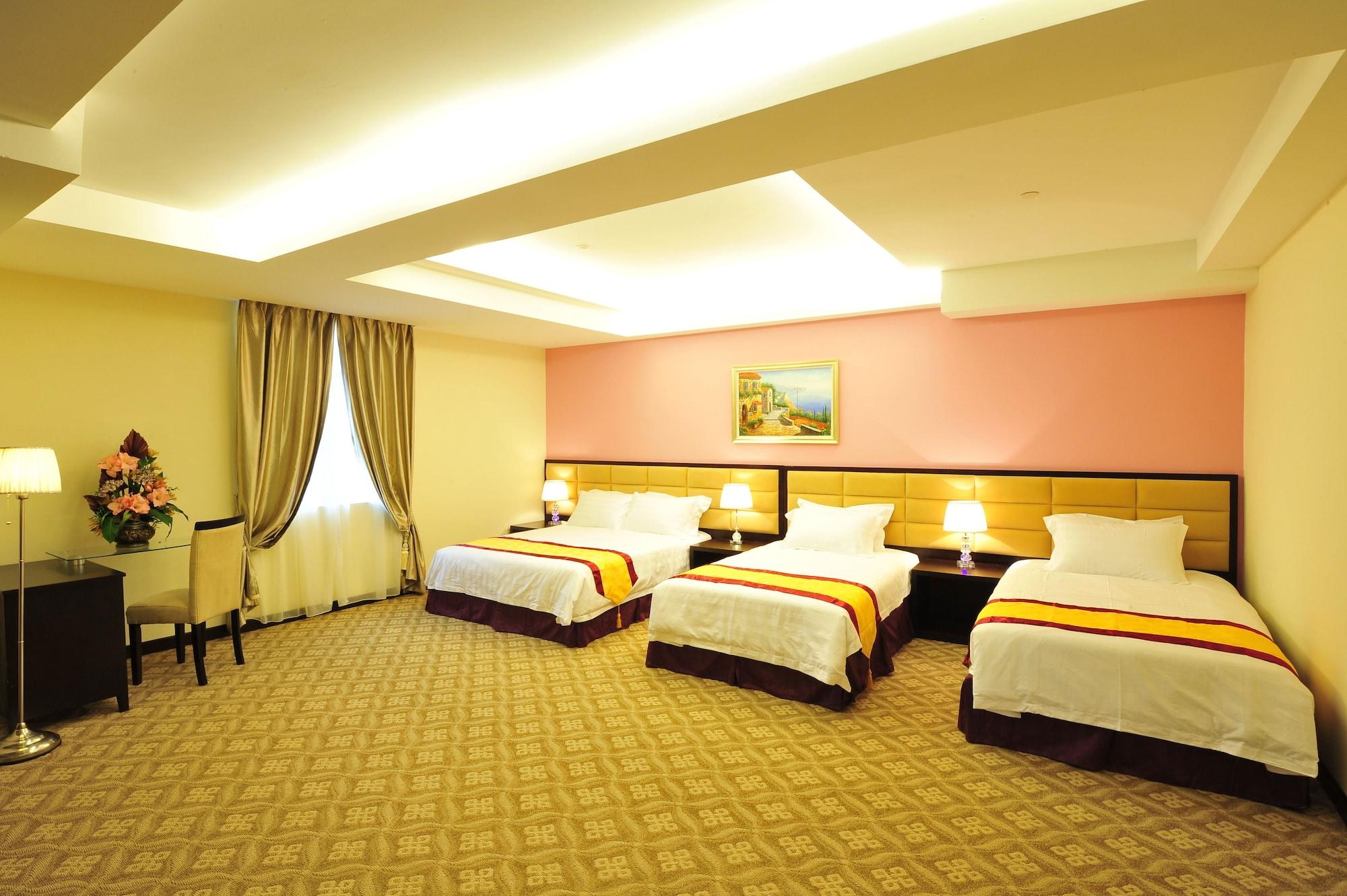 Hallmark Regency - 3*